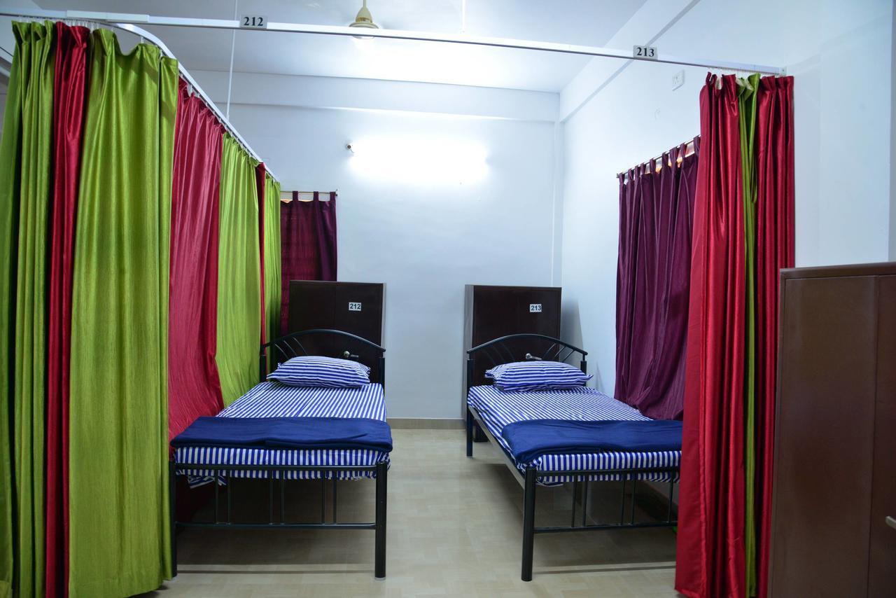 Tranquil Hospitality Hotel Bhuvanesvar Kültér fotó