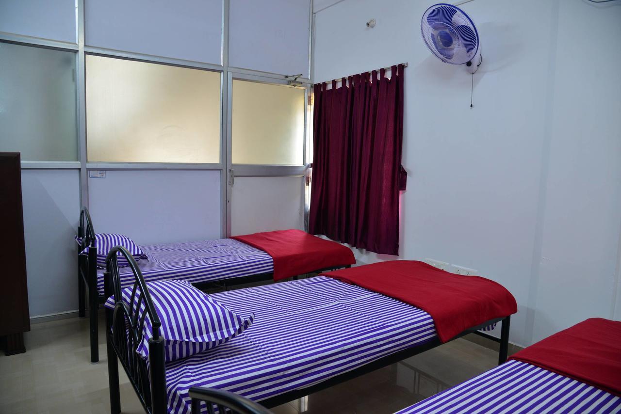 Tranquil Hospitality Hotel Bhuvanesvar Kültér fotó