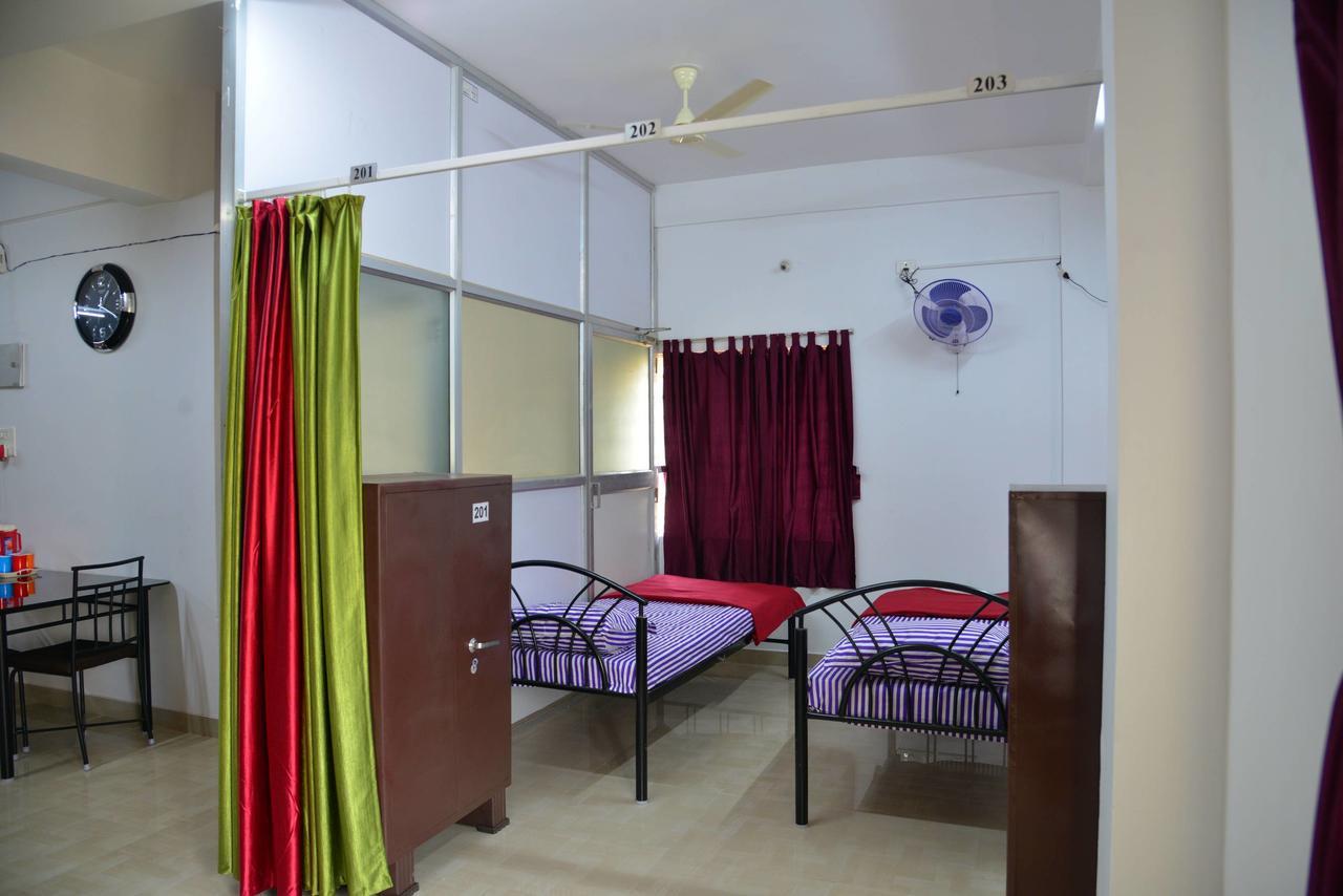 Tranquil Hospitality Hotel Bhuvanesvar Kültér fotó